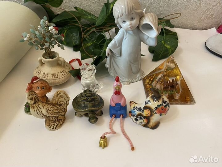 Фигурки и статуэтки