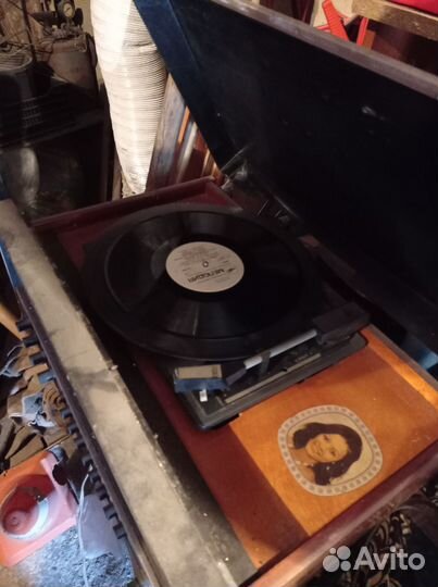 Радиоприемник СССР винил