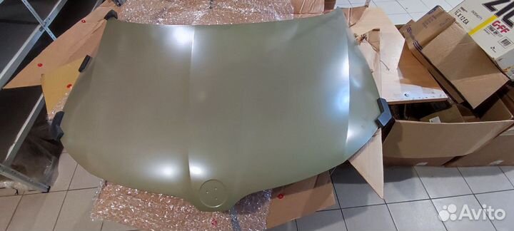 Капот skoda rapid