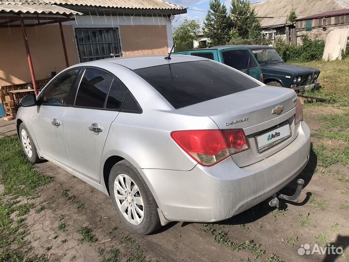 Chevrolet Cruze 1.6 МТ, 2010, 200 000 км