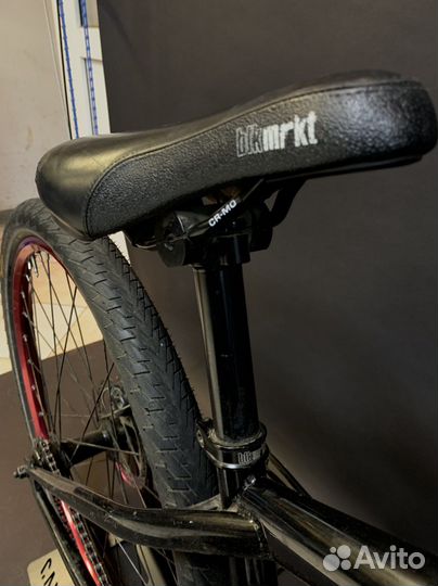 Стрит дерт BlkMrkt Bikes Three57