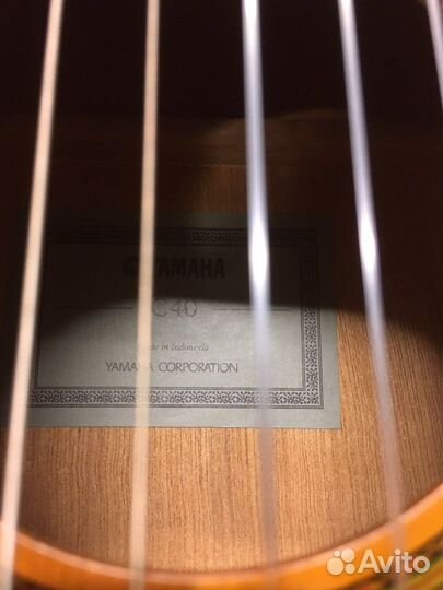Классическая гитара yamaha c40