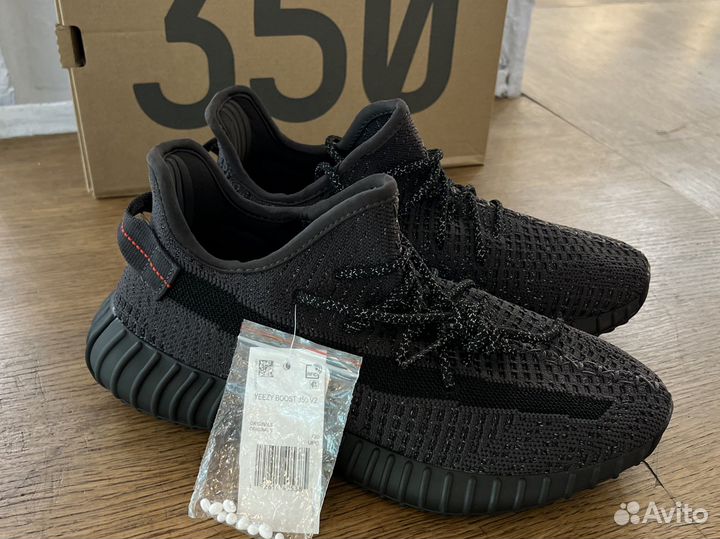 Кроссовки adidas yeezy boost оригинального качеств