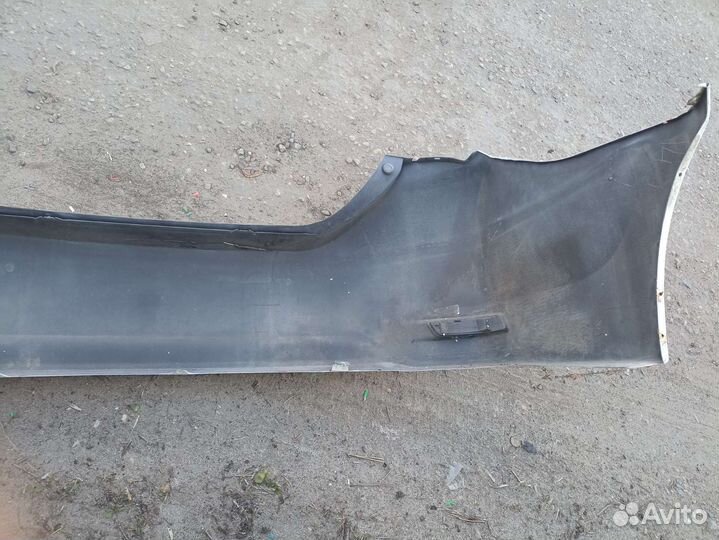 Продам бампер тойота королла