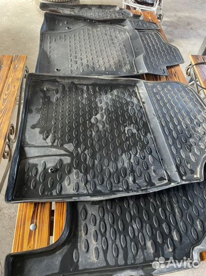 Автомобильные коврики toyota