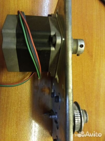 Шаговые двигатели