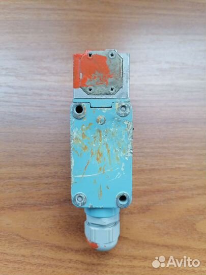 Концевой выключатель