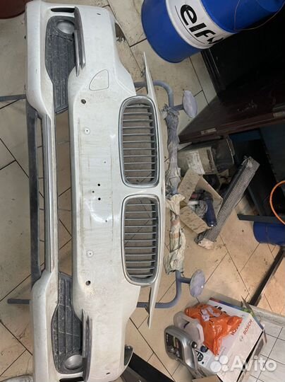 Бампер передний BMW 3 F30 F31 Luxury