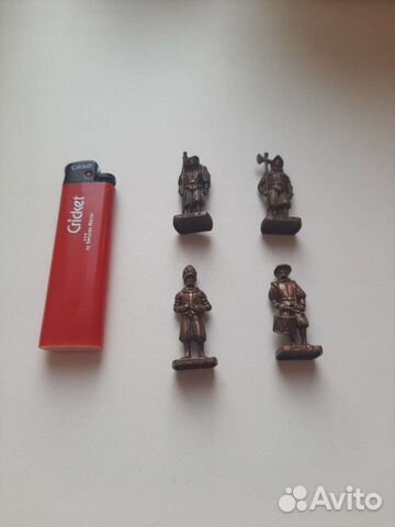 Статуэтки литые