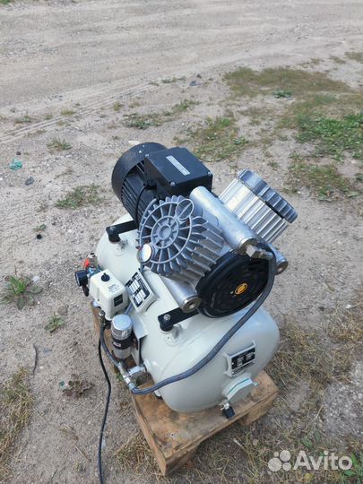 Воздушный компрессор