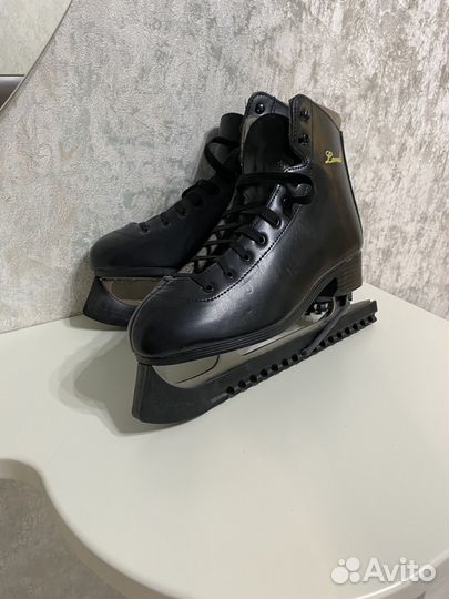 Коньки мужские 43 размер