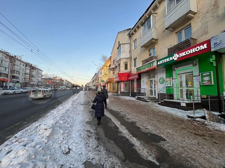 Торговое помещение 32м2 на трафике ул. Айская