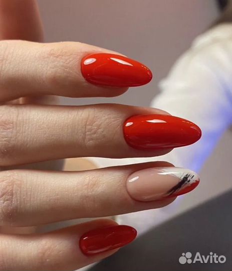 Маникюр педикюр