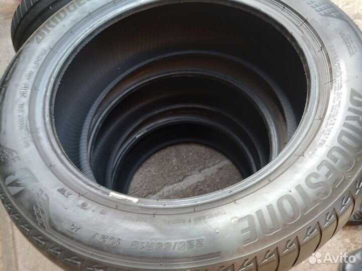 Bridgestone Turanza T005 225/55 R18 102Y