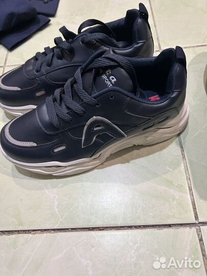 Кроссовки для подростка