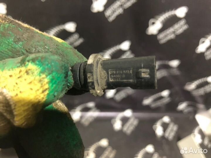 Датчик температуры охлаждающей жидкости Audi Q7 4M