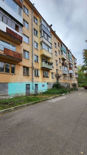2-к. квартира, 42 м², 3/5 эт.