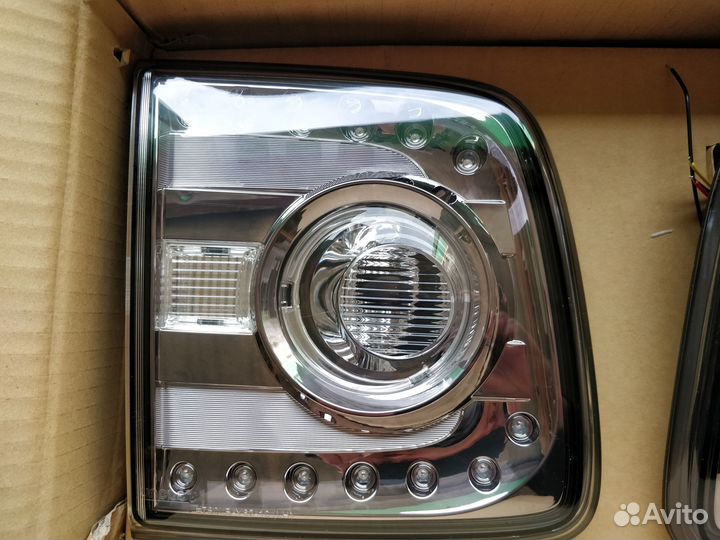 Задние фонари Nissan Patrol Y62 2010-14г