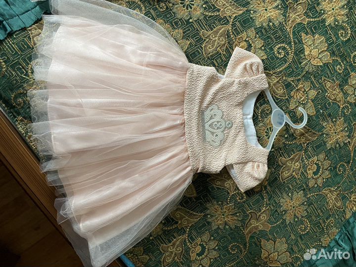 Платье нарядное