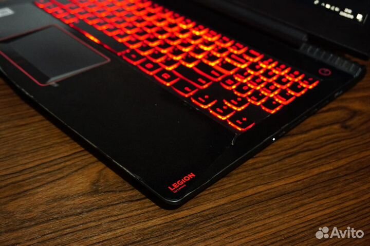 Lenovo 15.6 i5-7300HQ 4ядра 4пот GTX1050 8Gb 750Gb