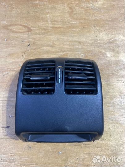 Воздуховод печки задний Mercedes-Benz C-Class W204