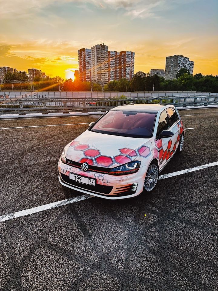 Volkswagen Golf GTI: фото владельца