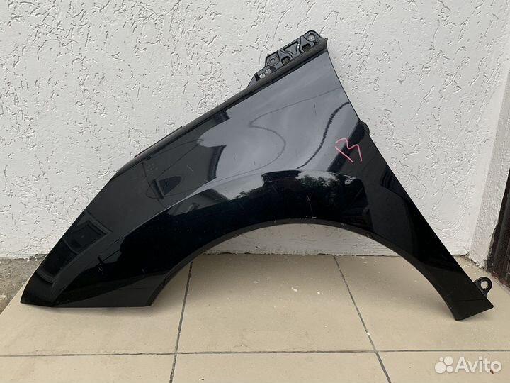 Крыло на peugeot 308