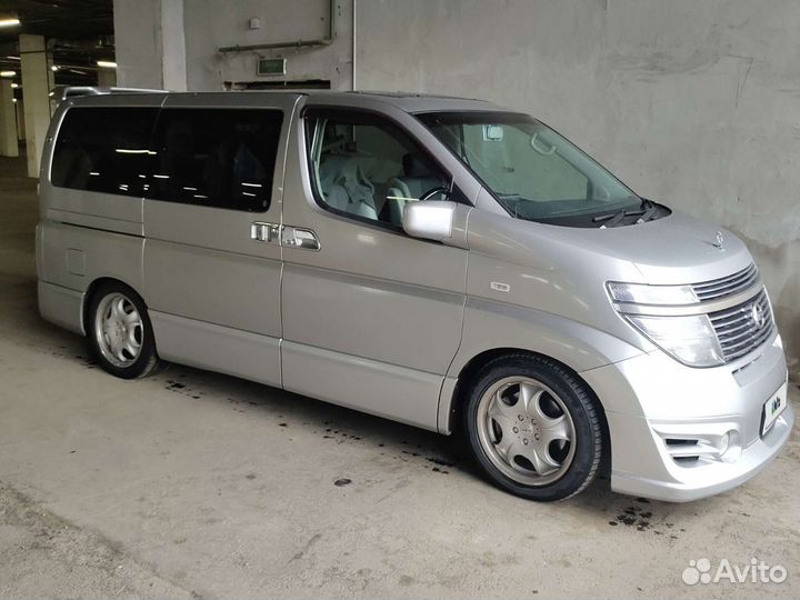 Nissan Elgrand 3.5 AT, 2003, 168 555 км