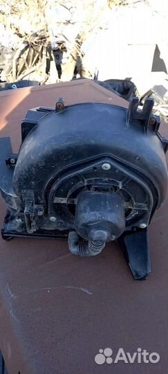 Корпус печки nissan атлас