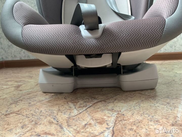 Детское автокресло Happy Baby Joss Isofix