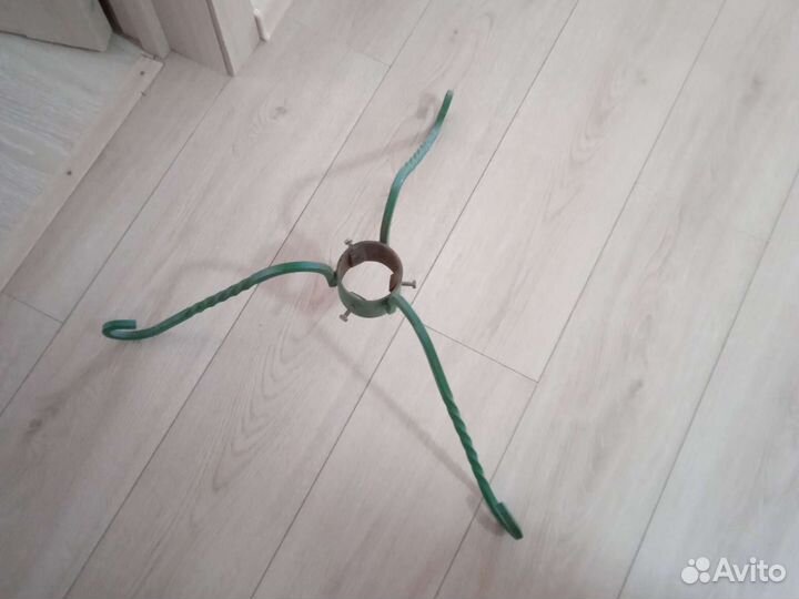 Крестовина для елки