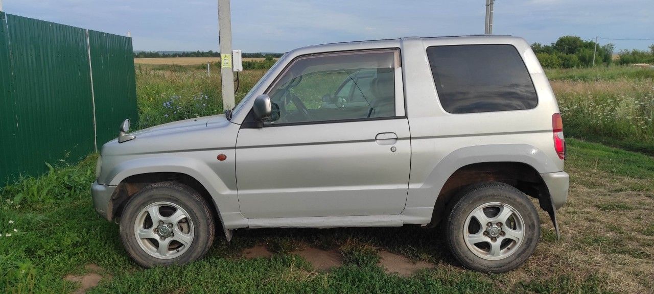 Mitsubishi Pajero Mini: фото владельца