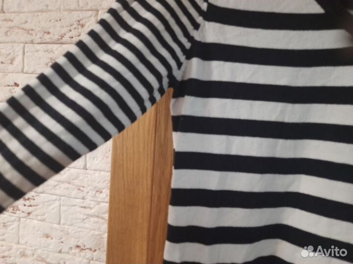 Джемпер в полоску 42 тонкий трикотаж Франция