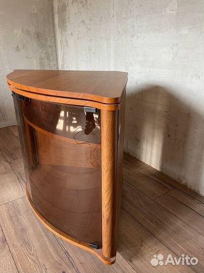 Тумба под телевизор