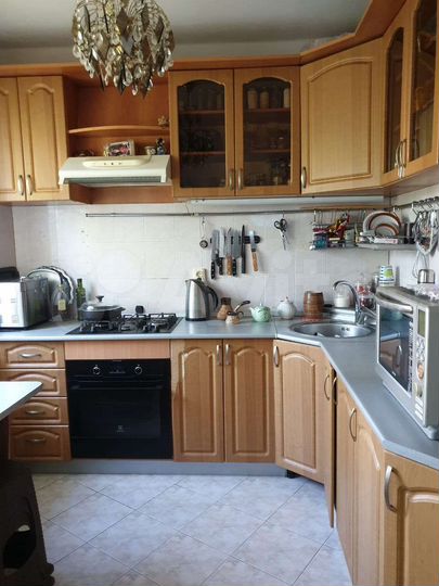 3-к. квартира, 60 м², 5/5 эт.