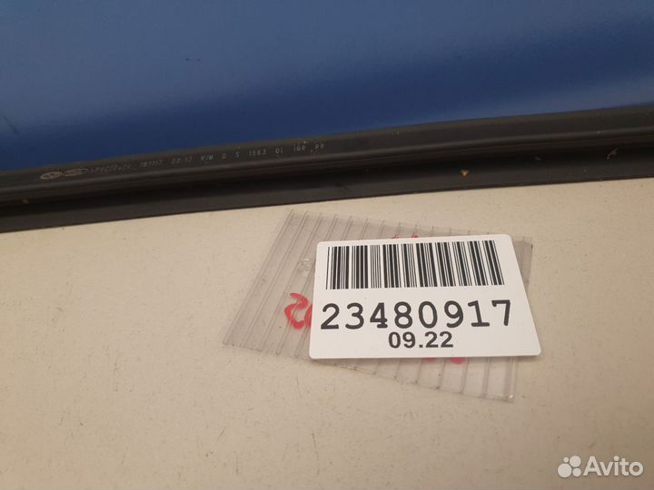 Накладка стекла задней левой двери KIA Sportage 20