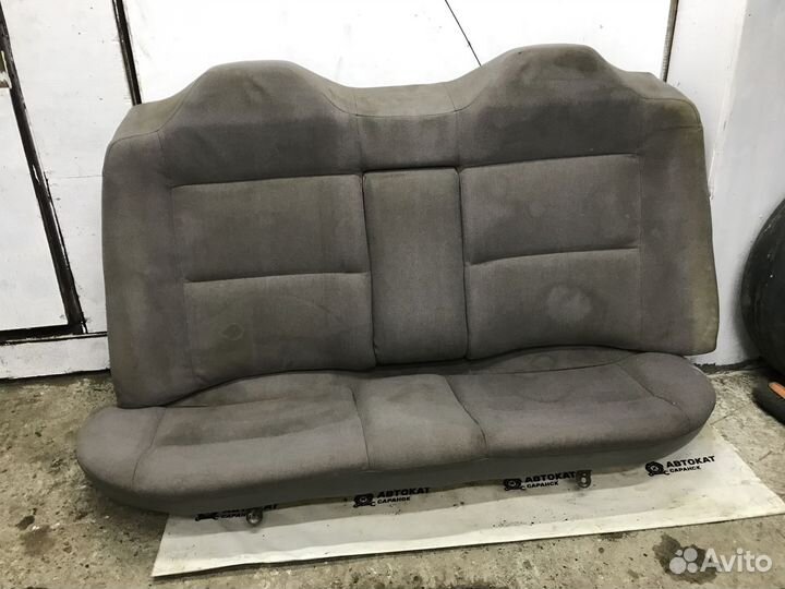 Задний диван Ауди 80 б3