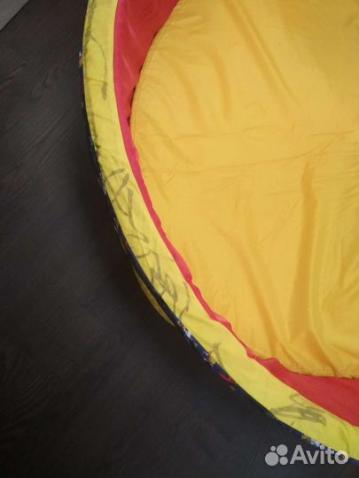 Сухой бассейн с шариками