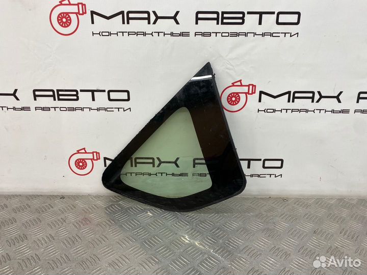 Б/У форточка багажника (стекло, собачатник) задний