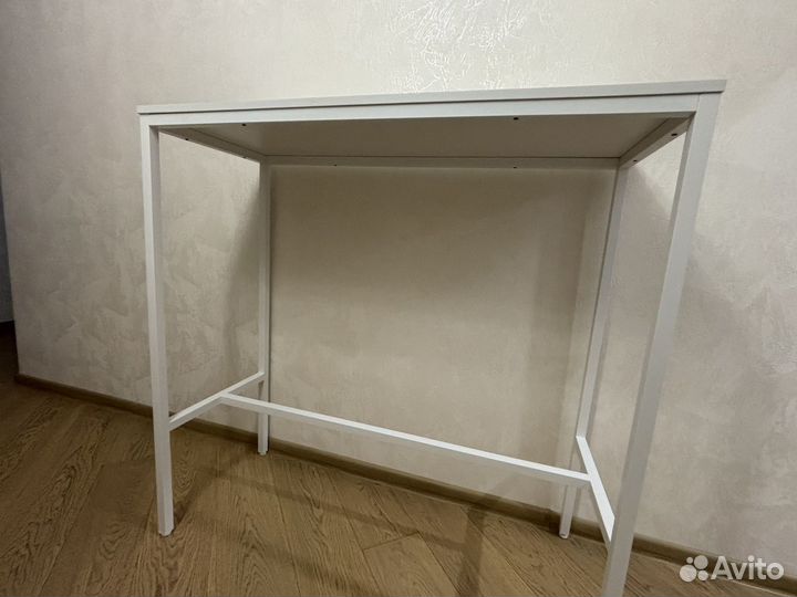 Барный стол