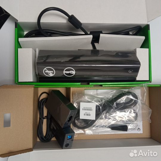 Kinect 2.0 для Xbox One в коробке+Ориг. адаптер