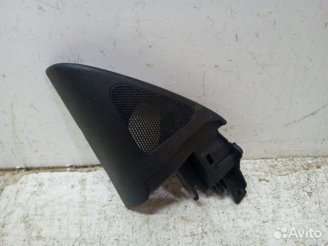 Накладка стойки передняя левая Volkswagen Passat