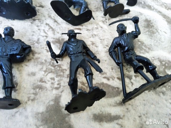 Солдатики дзи. Неигранные. Пираты 8 шт