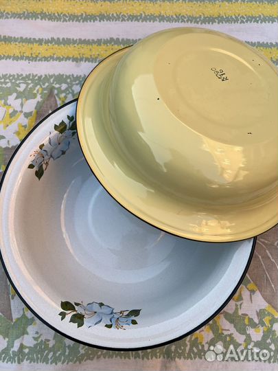 Эмалированный таз «Магнолия»