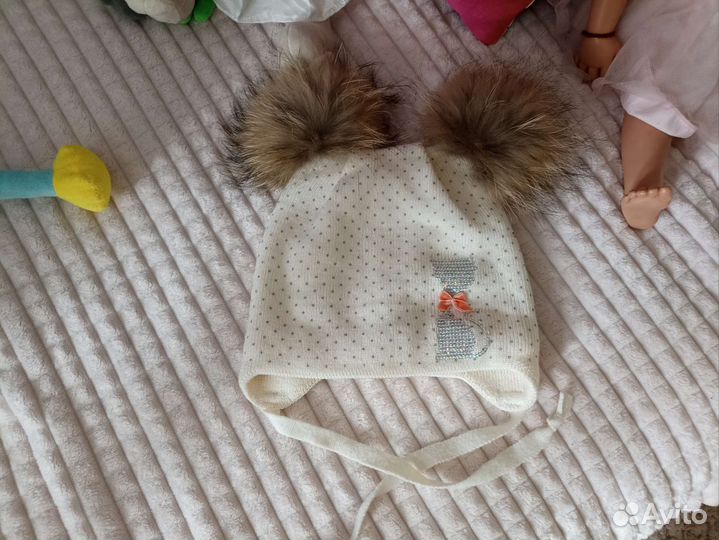Шапка для девочки новая