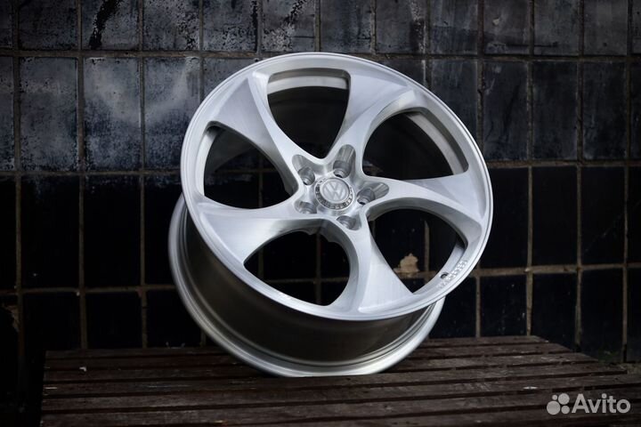 Кованые диски MW Forged MW075 R19 5/112