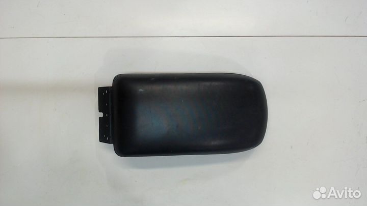 Подлокотник Mitsubishi Endeavor, 2008