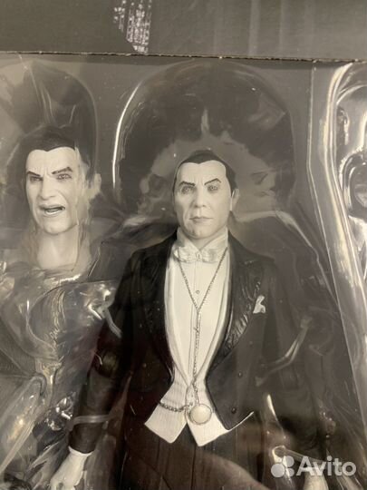 Фигрука Дракула Черно-белый