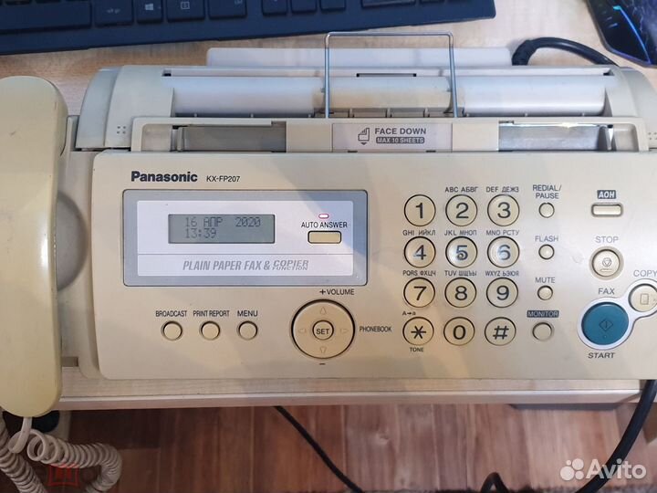 Домашний телефон-факс Panasonic KX-FP207