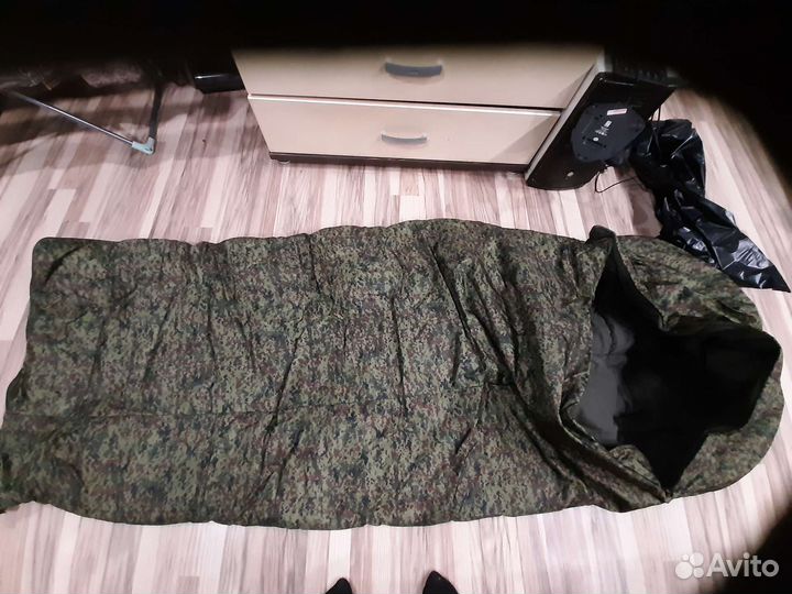 Армейский спальный мешок